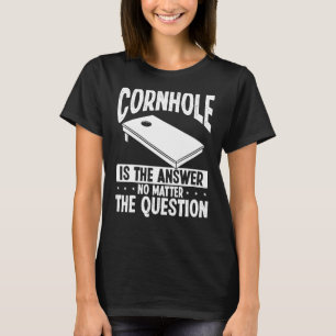 Cornhole Player Maj Hål är Svarskornament T Shirt