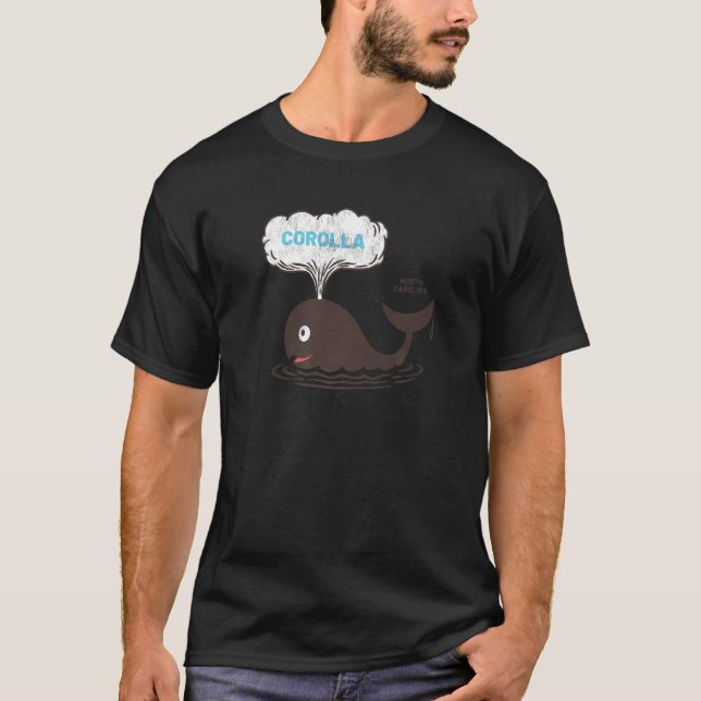 Corolla NC Summertime Vacationing Whale Spout T Shirt (Framsida)