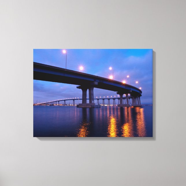 Coronado Bridge i Dusk Canvastryck (Framsida)