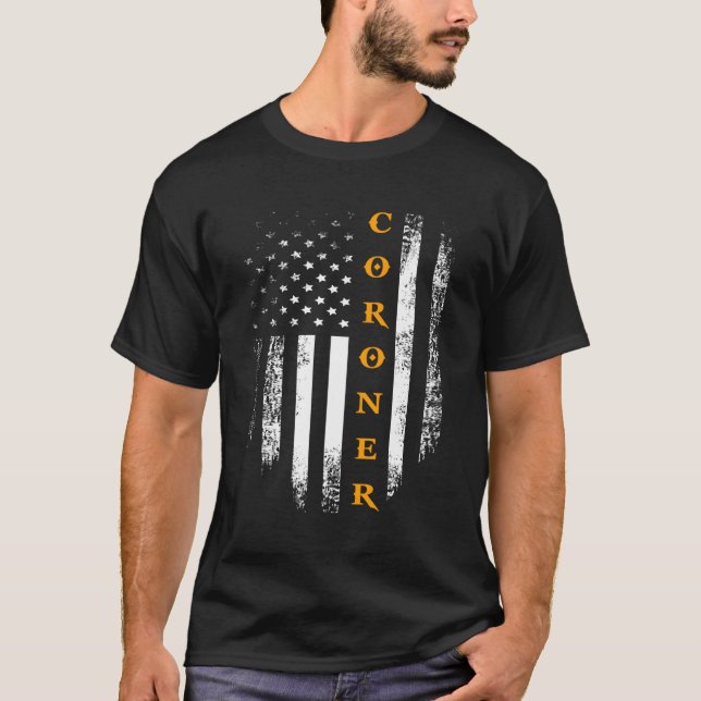 Coroner with American Flagga For Police T Shirt (Framsida)
