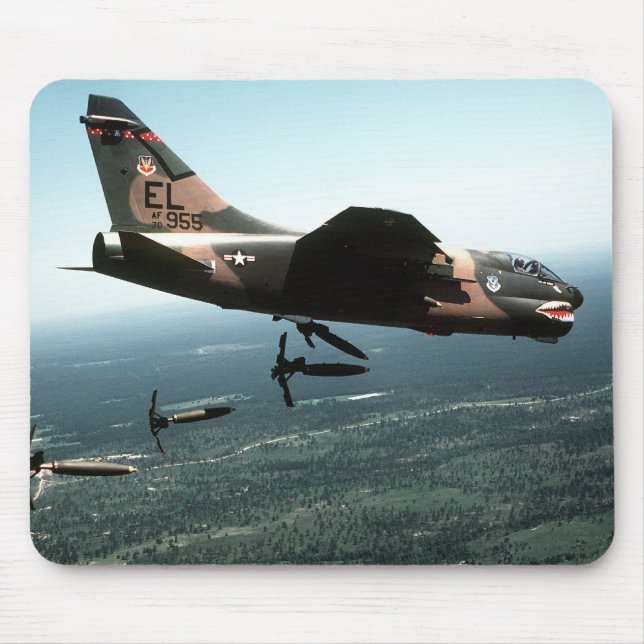 Corsair A-7 II Musmatta (Framsidan)