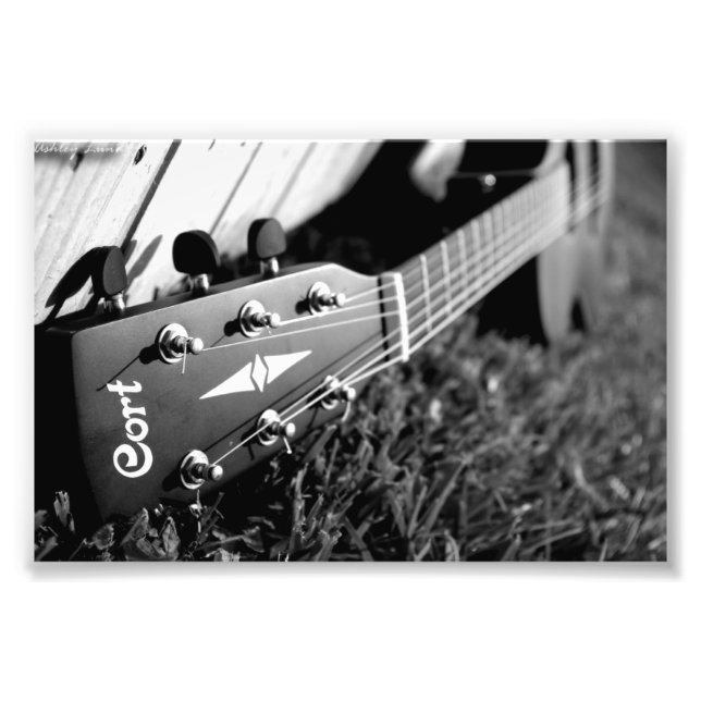 Cort Guitar Black and White Fototryck (Framsidan)
