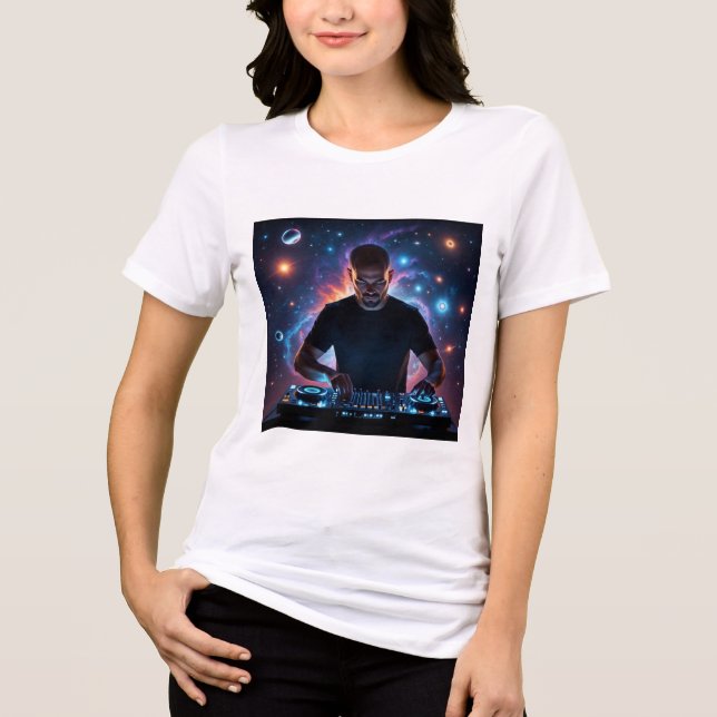 Cosmic DJ: Mixar universums musik” T Shirt (Framsida)