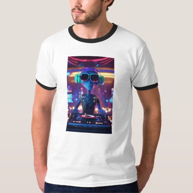 Cosmic DJ: Supernova Soundscapes T Shirt (Framsida)