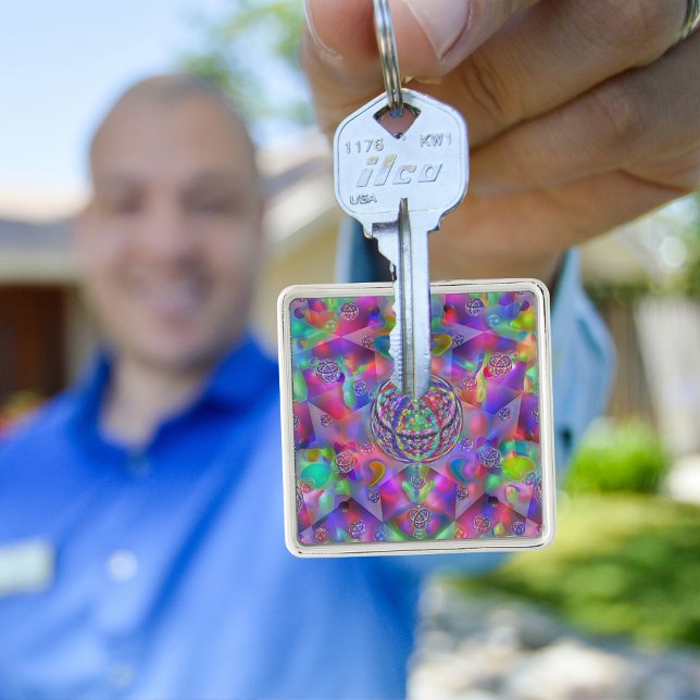 Cosmic Kaleidoscope: Vibrant Triquetra Keychain Fyrkantig Silverfärgad Nyckelring (Skapare uppladdad)