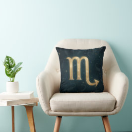 Cosmic Scorpio Zodiac med Celestial Silhouettes Kudde