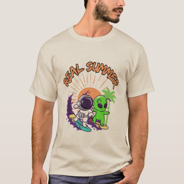 Cosmic Summer Äventyr T Shirt (Framsida)