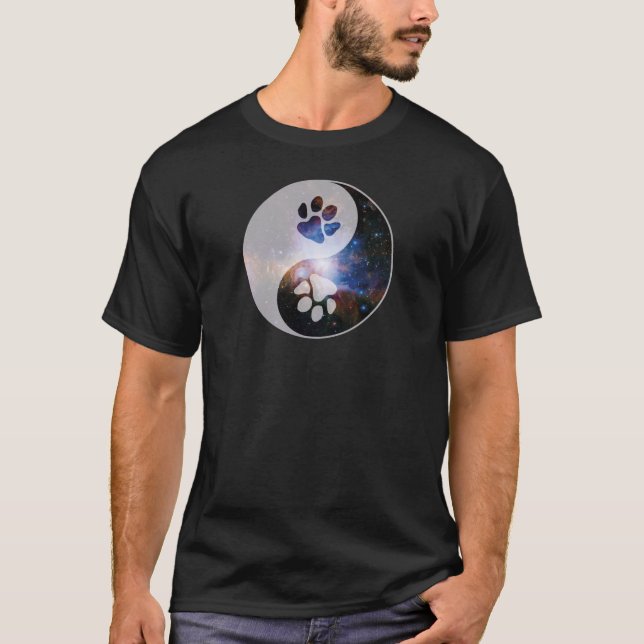 Cosmic Yin Yang Tass T Shirt (Framsida)