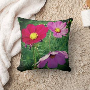 Cosmos Flower Trio Kudde