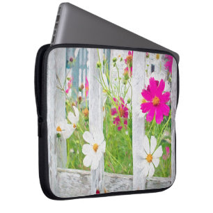 Cosmos Garden med Fence Laptop Fodral