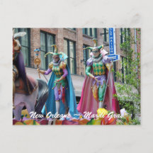 Costuded Mardi Gras Parad Figurer