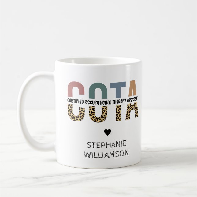 COTA Certified Occupational Therapy Assistant (Arb Kaffemugg (Vänster)