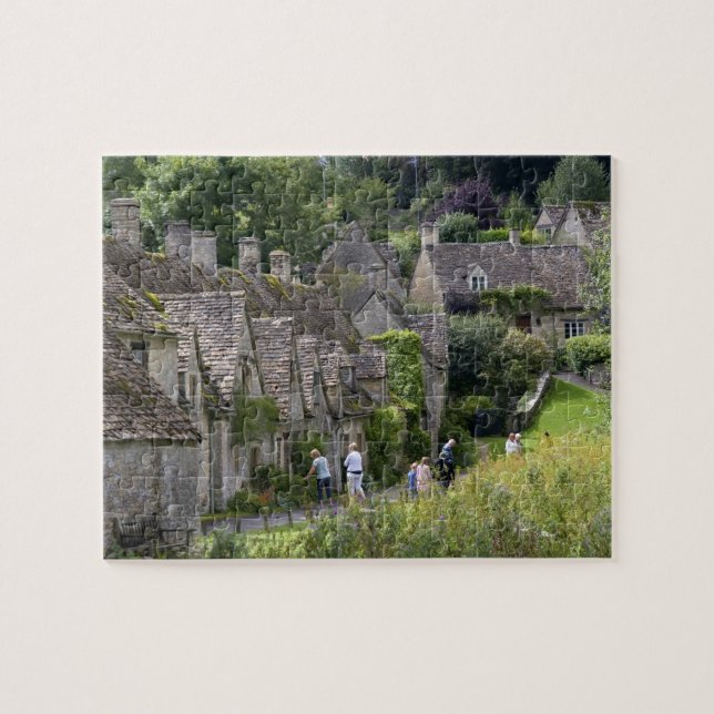Cotswold-stenstugor i byn pussel (Horisontell)