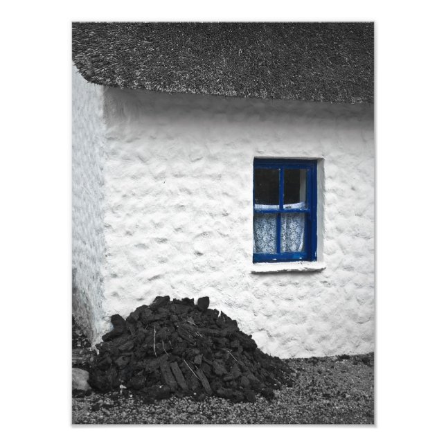 Cottage with Turf Photo Fototryck (Framsidan)