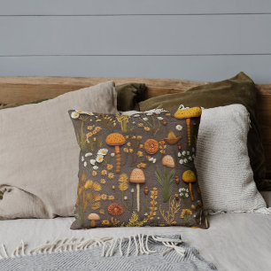 Cottagecore Mushroom Embroidery Kudde