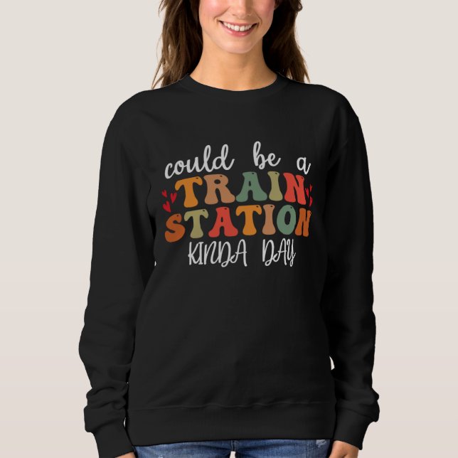 Could Be A Train Station Kinda Day Groovy Graphic T Shirt (Framsida)