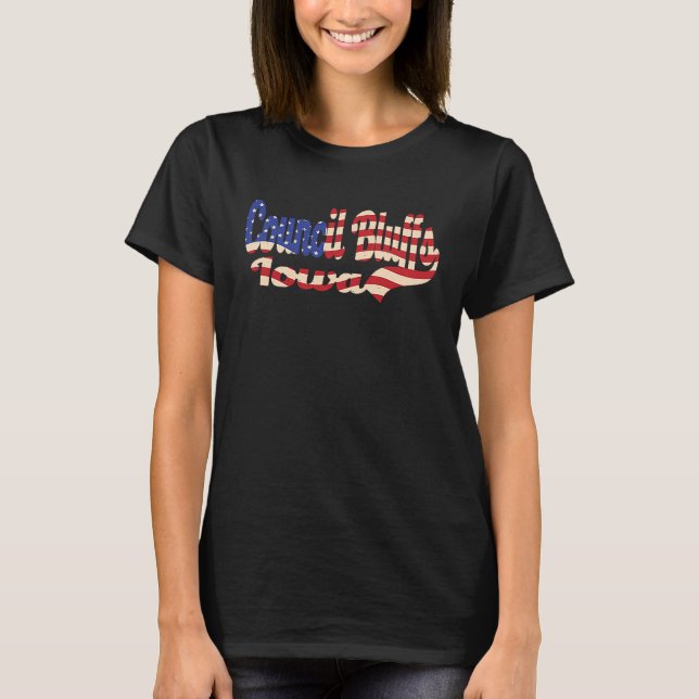 Council Bluffs City Iowa American Flag T Shirt (Framsida)