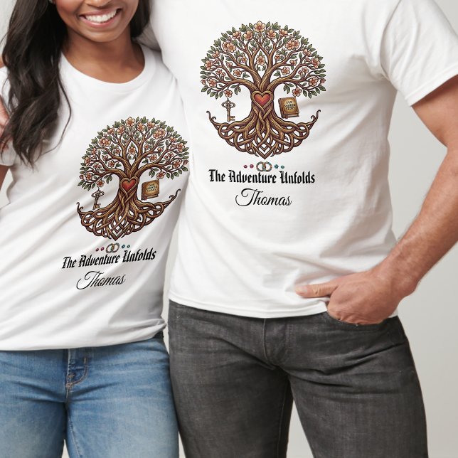 Couple Personalized The Adventure unfold T-Shirt (Skapare uppladdad)