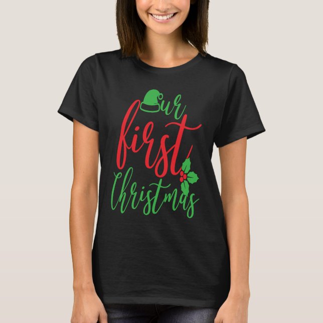 Couple Wife Husband Our First Christmas 2022 T Shirt (Framsida)