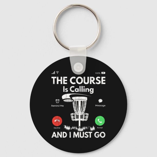 Course Is Calling Rolig Discgolfspelare Golfande G Nyckelring (Framsida)
