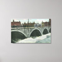 Court Street Bridge och Genesee på High Vatten
