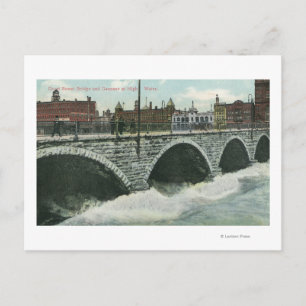 Court Street Bridge och Genesee på High Vatten Vykort