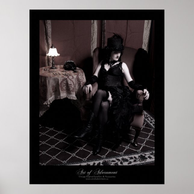 Courtesan - Skriv ut Poster (Framsidan)