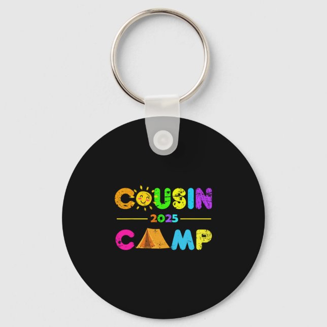 Cousin Camp 2025 Camping Sommarlov 2025 Fami Nyckelring (Framsida)