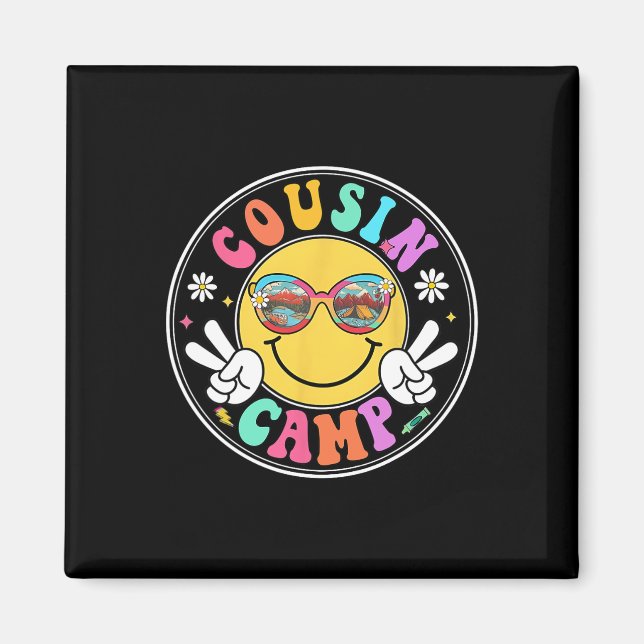 Cousin Camp 2025 Rolig Campingbesättning Sommar Fa Magnet (Framsidan)