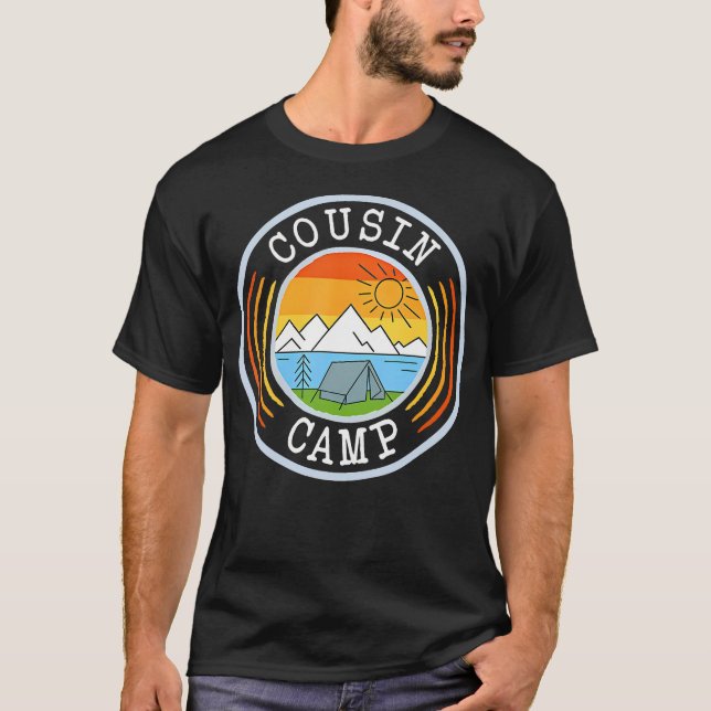 Cousin Camp Campare Camping Crew Campfire Sommar V T Shirt (Framsida)