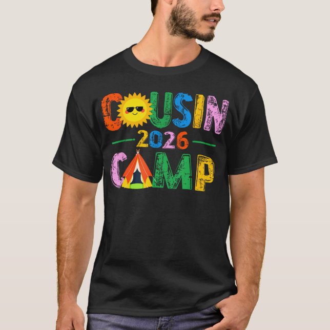 Cousin Camp Crew 2026 Sommarlov Strand T Shirt (Framsida)