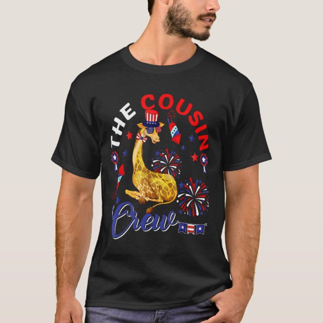 Cousin Crew Giraffe Sunglasses American Flagga F T Shirt (Framsida)
