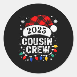 Cousin Crew jul 2025 Tomte Barn Familj Match Runt Klistermärke