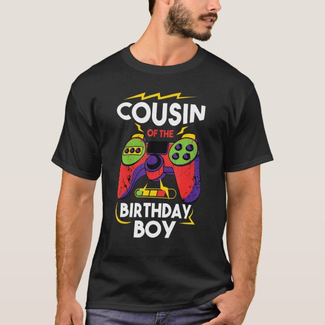 Cousin of the Birthday Boy Matching Video Gamer Bi T Shirt (Framsida)