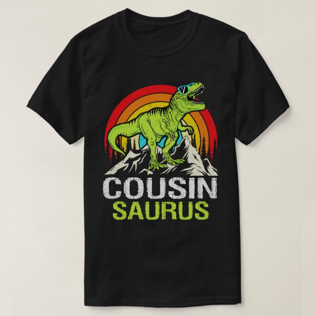 Cousinsaurus Dinosaur t Rex Cousin Saurus Matching Shirt (Design framsida)