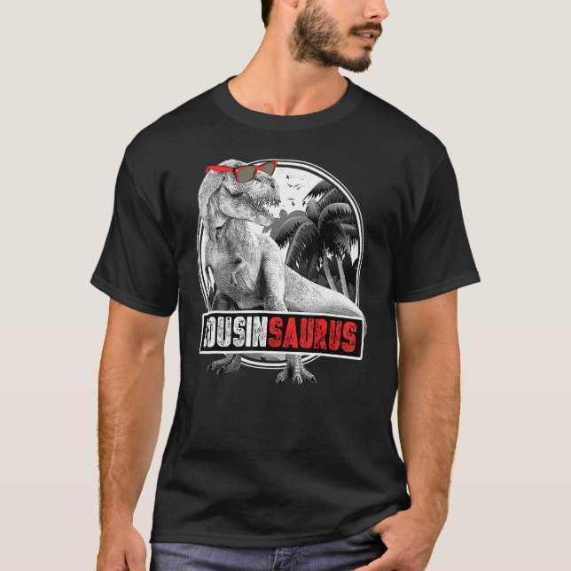 Cousinsaurus for Boys T-Rex Cousin Dinosaur T Shirt (Framsida)
