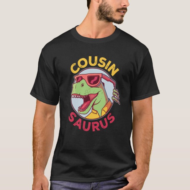 Cousinsaurus Rex Dinosaur Cousin Saurus Family Mat T Shirt (Framsida)