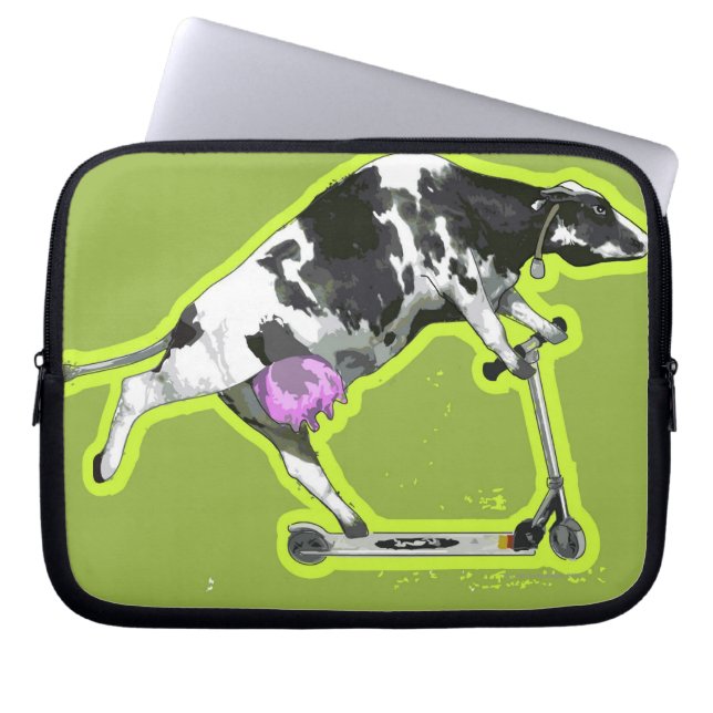 Cow Riding a Scooter Laptop Fodral (Framsidan)