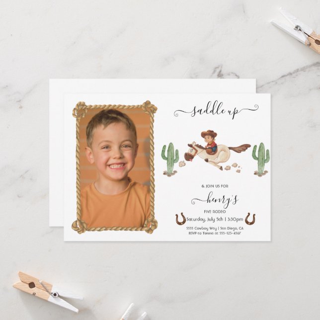 CowBoy Birthday Rodeo Party Inbjudningar (Fram/Back In Situ)