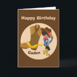 Cowboy Kids Anpassningsbar Hispanic Boy Grattis på Kort<br><div class="desc">Ett sött,  anpassat cowboyfödelsedagskort med ett latinamerikanskt eller afrikanskt lantbarn som lutar sig mot en jättecowboystövel som tippar sin bruna hatt med en gult stjärna. En underbar land-personlig för barngåva med namn.</div>