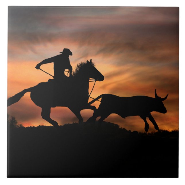 Cowboy Roping Steer vid Sunset Kakelplatta (Framsidan)