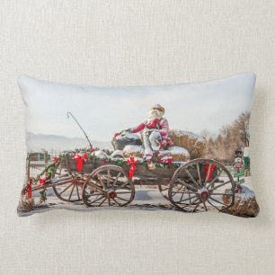 Cowboy Santa - Wagon with Hay Bales Lumbarkudde