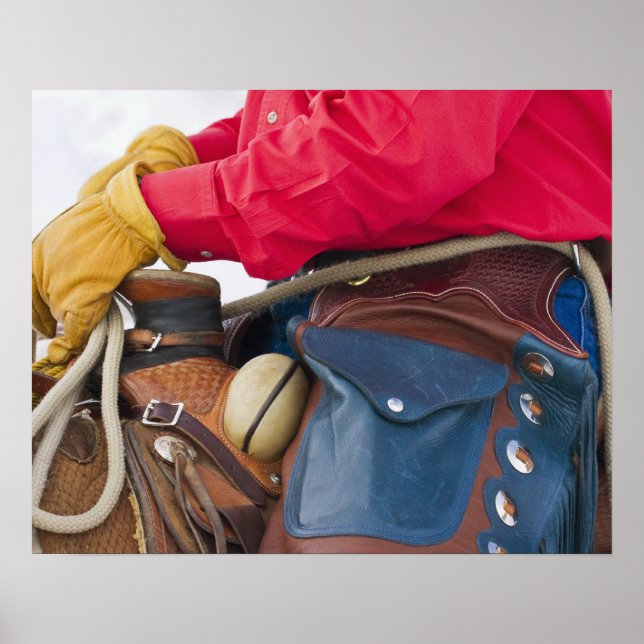 Cowboy till häst iklädd läderchaps poster (Framsidan)