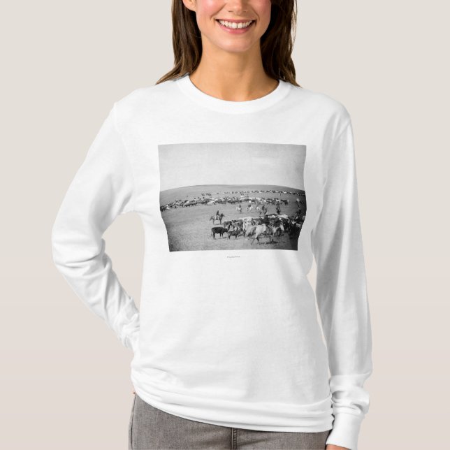 Cowboys med nötkreatur på spänna fotograferar tee shirt (Framsida)