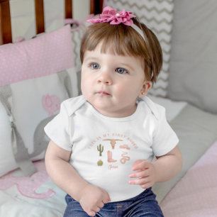 Cowgirl 1-års födelsedagsfirande Första Rodeon T Shirt