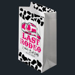 Cowgirl Disco Last Rodeo Bachelorette<br><div class="desc">En roligt cowgirl-design med shock rosa</div>