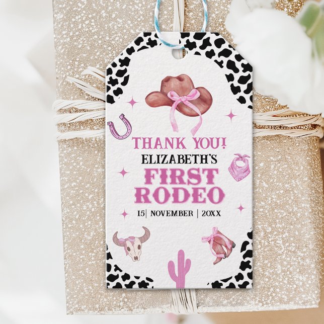 Cowgirl First Rodeo Birthday – Western Style Presentetikett (Skapare uppladdad)