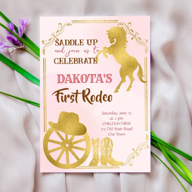 Cowgirl first rodeo rosa and guld födelsedag inbju inbjudningar (Skapare uppladdad)