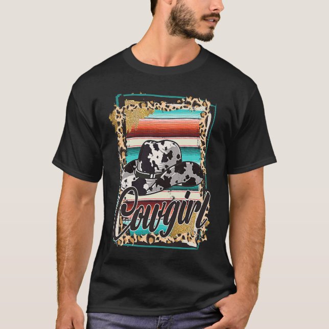 COWGIRL  Leopard Cow Pattern Print Serape Rodeo T Shirt (Framsida)