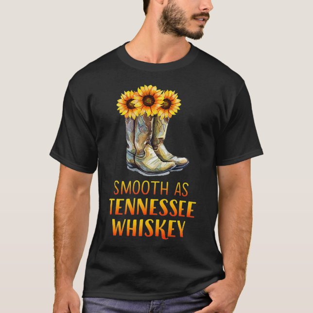 Cowgirl Smooth as Tennessee Whiskey Premium T Shirt (Framsida)
